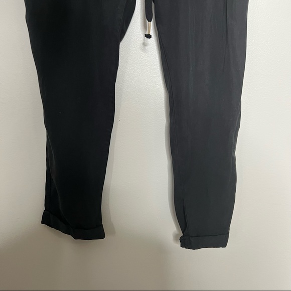 NWT Young, Fabulous & Broke (YFB) black cropped cargo/utility pants size small - Picture 6 of 11